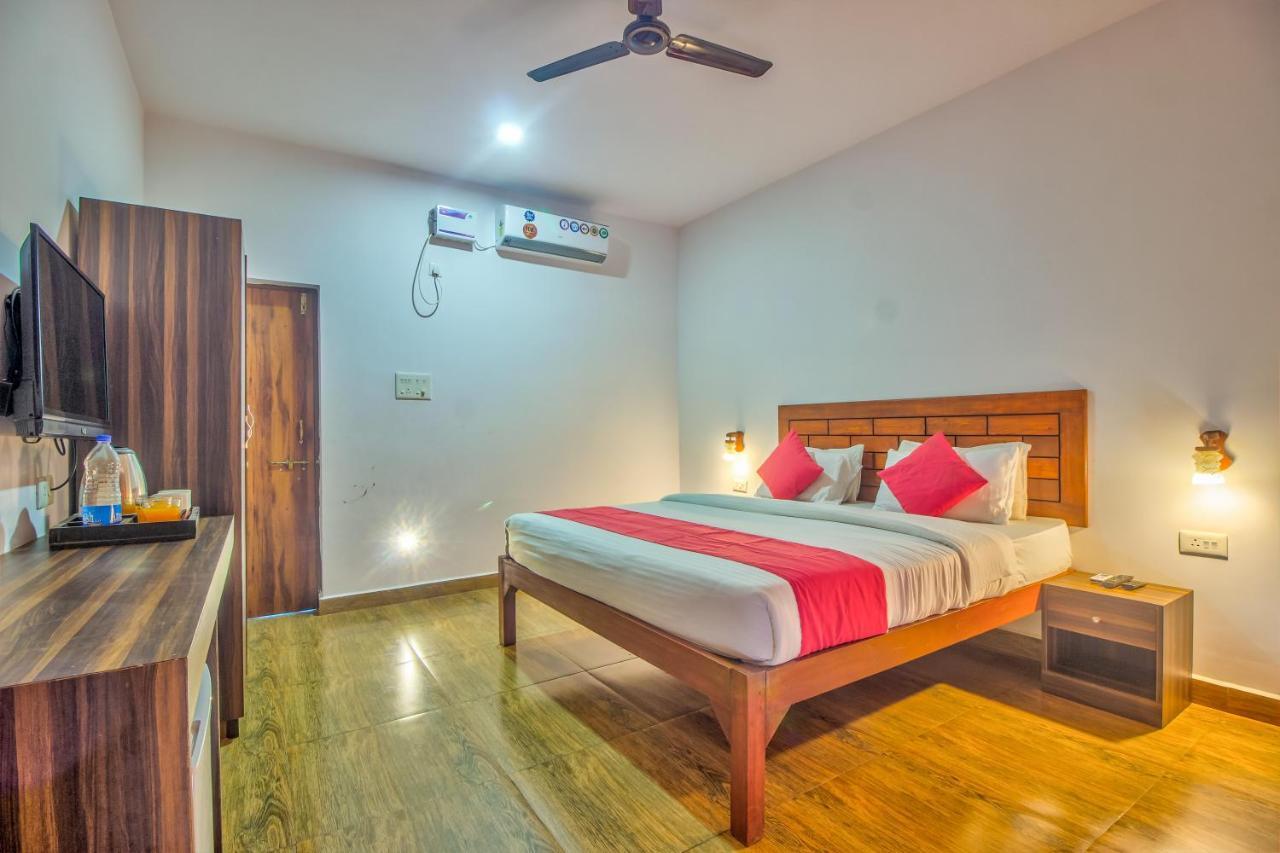 Beach Doorz Hotel Baga Esterno foto