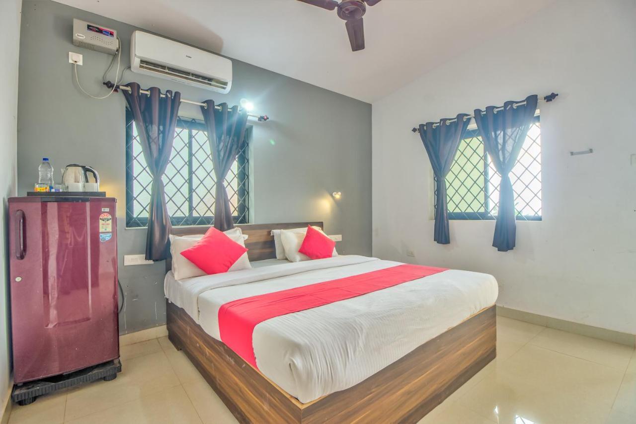 Beach Doorz Hotel Baga Esterno foto