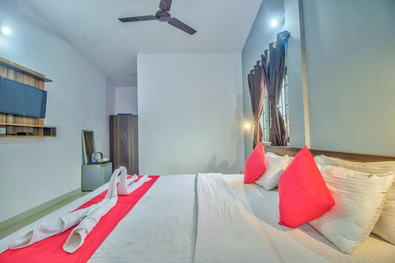 Beach Doorz Hotel Baga Esterno foto